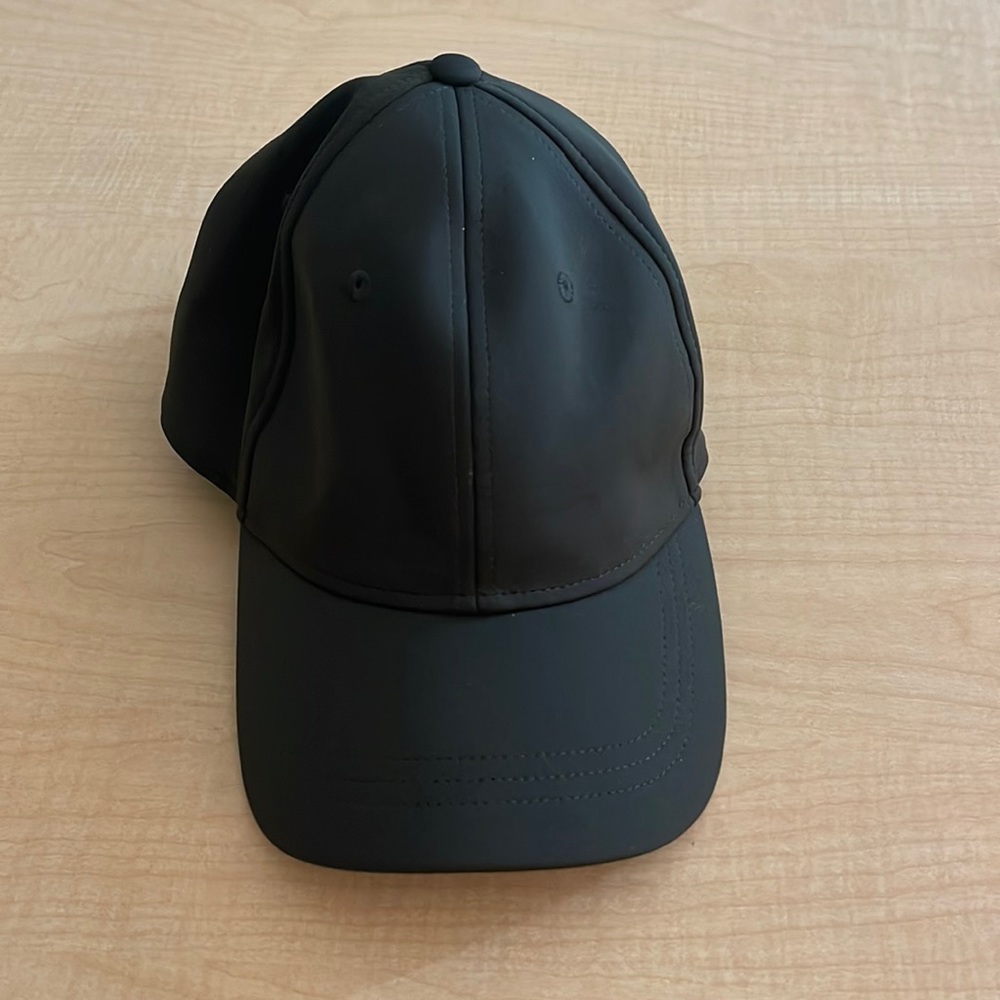 Lululemon olive color baseball hat